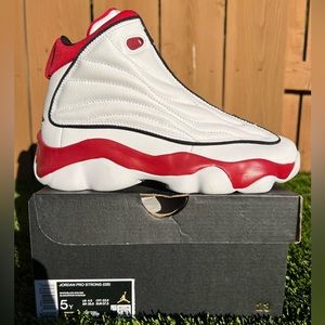 Jordan Pro Strong (GS)